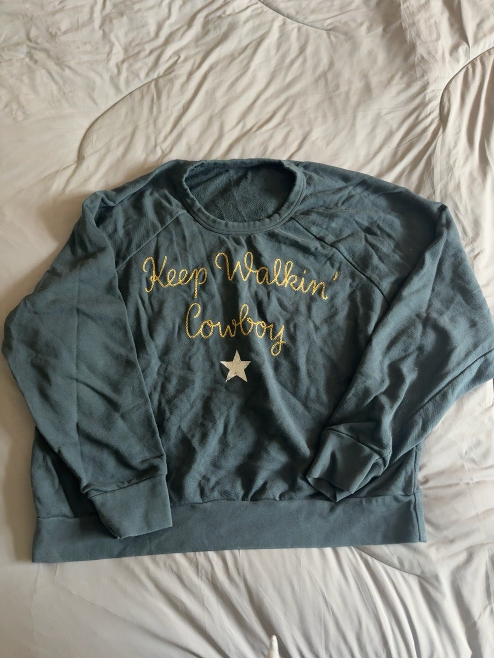 Keep Walkin’ Cowboy Graphic Sweatshirt Blue Crewneck Size Large